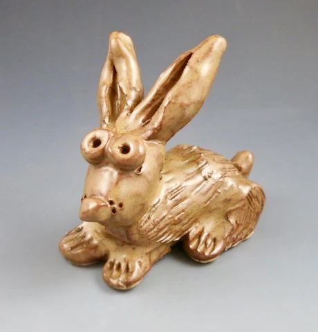 Download this free kiln fire clay lesson plan and get your students sculpting their own bunny rabbits!  It's a perfect kiln fire clay lesson plan for older elementary or middle school students.
